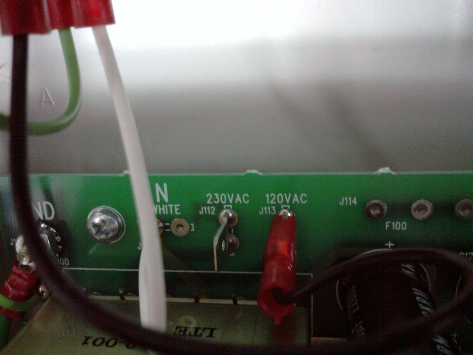 4011A Mains Voltage Connector